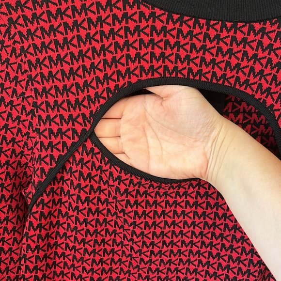MICHAEL KORS signature print holiday collection mini dress with cut out - Picture 3 of 7